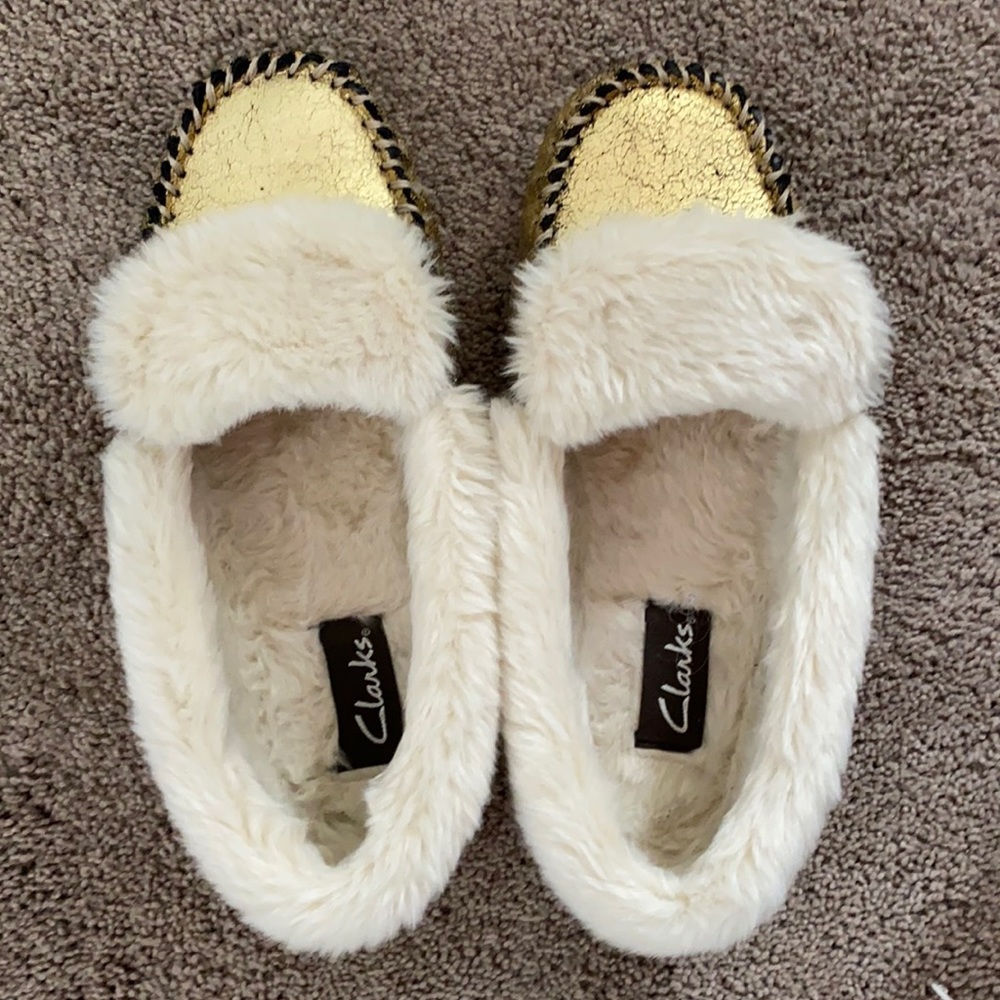 Clarks slippers gold